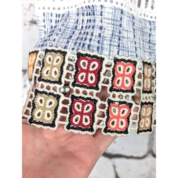 JOHN MARK Embroidered Tasseled "Granny Square" Tunic Boho Cottage Artsy Medium - Picture 4 of 9